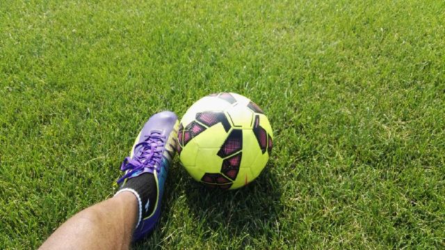 images/soccer_foot_and_ball.jpg